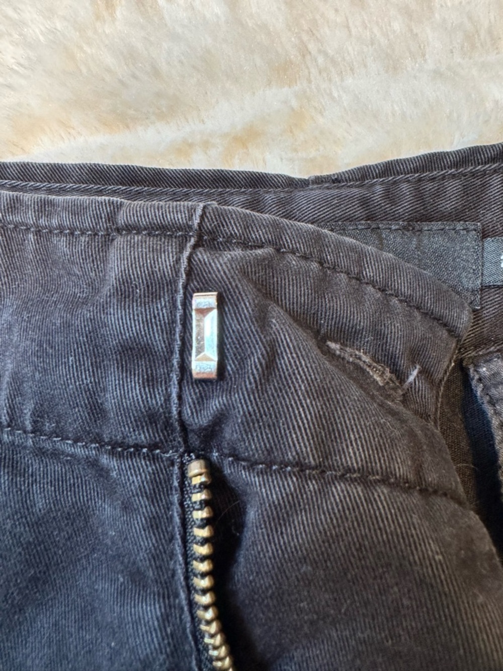 Calvin Klein Black Chino Shorts Size 2 Cotton Mid Rise Casual Classic - Picture 9 of 16